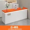 Mostrador de cajero de bar, tienda pequeña, sencilla, moderna, salón de belleza, ropa, barbería, mostrador de empresa, recepción, mostrador de recepción
