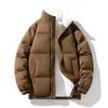 Jaqueta de Algodão Grossa com Capuz Forrada de Fleece 2026 Inverno Novo Estilo Uniforme de Grupo Vento de Negócios Quente Casual Casaco de Algodão para Homens