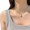 2023 nuevo collar con colgante ovalado de jade Dongling verde natural de alta calidad retro francés, cadena para suéter de mujer