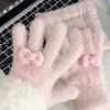 Guantes de Gatito a Cuadros Engrosados para Otoño e Invierno para Mujer, Nuevo Modelo de Invierno 2025, Guantes Cálidos de Cinco Dedos de Piel de Visón para Ciclismo de Estudiantes