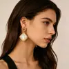 Pendientes de fábrica transfronterizos estilo retro lágrima piedra ojo de gato, lujo ligero, alta gama, diseño de nicho, pendientes, tachuelas, al por mayor en stock