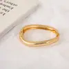Comercio Exterior Moda Europea y Americana Transfronterizo Brillantes Boca Ancha Apilables Pulseras para Mujer Modernas Personalizadas Metálicas Statement Pulseras Venta al por Mayor