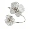 Pulseira de Braço Punk Geométrica de Metal Exagerada Europeia e Americana Mais Vendida Através das Fronteiras com Designs Únicos de Linhas Florais e Notas Musicais