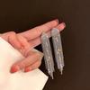 Pendientes de lujo con luz de diamantes de imitación, pendientes de personalidad con diamantes de alta calidad para mujer, pendientes de borla de temperamento largo S925 con aguja de plata, venta al por mayor