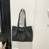 Bolso de Mano Tejido Popular Transfronterizo de Gran Capacidad para Otoño e Invierno, Bolso de Mano Moderno y Versátil, Bolso Individual Retro para Viajar