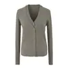 Cárdigan de Punto Gris Falso de Dos Piezas para Mujer Otoño 2026 Nuevo Estilo Ropa Exterior Tacto de Alta Gama Manga Larga Capa Base Diseño