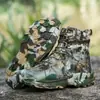 Botas de treinamento outdoor de tamanho grande para atividades transfronteiriças, exercícios de campo e caminhadas, disponíveis nas cores verde militar, preto e cáqui, com resistência a impactos, e outros estilos para idosos e botas de altura média.