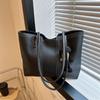 Bolso de gran capacidad Otoño e Invierno 2023 nuevo moderno de alta calidad bolso de hombro moderno retro bolso de mensajero bolso tote texturizado