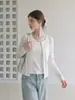Conjunto de dos piezas para mujer: camiseta de manga larga con cuello redondo y estampado floral blanco y camisola, colección otoño 2026, corte ajustado, elegante y versátil