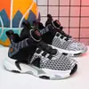 Novos Sapatos Infantis Masculinos Voadores Tecidos Tênis de Basquete Moda Giratória Fivela Média e Grande Meninas Infantis Tênis Tênis de Corrida