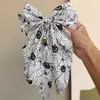Pinza para el Cabello con Lazo Estampado de Murciélago Fantasma de Halloween Patrón de Calabaza Fantasma Telaraña Pinza de Resorte en la Parte Posterior de la Cabeza