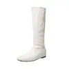 Versão em Couro com Aumento Interno de Altura de 4cm~ Botas Versáteis de Solado Plano, Macias, Slim, Botas de Equitação de Cano Médio para Mulheres, Sapatos de Couro Genuíno