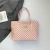 2025 Nova Bolsa Tote Grande Tendência Moda Bolsa de Mão para o Trabalho Bolsa de Ombro Outono e Inverno Moda Simples Bolsa de Axila