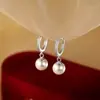 Brincos de Pérola Imitação para Mulheres, Modernos, Luxo Leve, de Alta Qualidade, Brincos de Zircônia Cravejados com Diamantes, Fashionáveis e Versáteis, Brincos Criativos em Argola