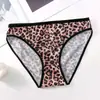 Lindos calzones de algodón para niñas con estampado floral, entrepierna de algodón puro, cómodos y amigables con la piel, de tiro medio con ribete de encaje, calzones para mujer