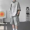 Conjunto de ropa de trabajo estilo americano para hombre, atuendo casual holgado de verano, un conjunto completo de manga corta, nueva marca deportiva de moda 2026 pantalones cortos