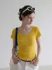 26 Nuevo de Verano Sencillo y Elegante Cuello Redondo Tejido de Punto Manga Corta ~ Top de Punto Canalé Súper Adelgazante en Color Amarillo Jengibre