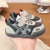 Zapatillas suaves para niños, zapatillas deportivas para bebé, nuevos zapatos casuales otoño 2026, zapatos ligeros y antideslizantes para niños pequeños