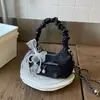 Bolsa Feminina 2025 Verão Novo Design de Nicho Bolsa Transversal com Corrente Bolsa de Bolinho Plissada Bolsa Pequena para Trabalho