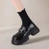 Sapatos de Couro Pequenos Estudantis de Sola Grossa e Salto Grosso para Mulheres 2025 Outono Novos Versátil Mocassins Franceses Sapatos Slip-On Tendência