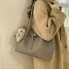 Bolsa de Axila Esmerilada para Mujer 2025 Invierno Nueva Moda Gran Capacidad Versátil Bolso Tote Casual Moda Bolso de Hombro