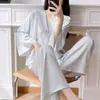 Conjunto de Pijama Feminino de Seda Gelada Fino de Manga Longa com Calça de Perna Larga para Primavera e Outono, Adequado para Usar como Roupa de Casa, Roupão de Luxo Leve Estilo Francês para o Verão