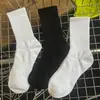 Meias Unissex para Todas as Estações Estilo Tiktok, Meias de Basquete Cano Médio e Cano Alto, Meias Esportivas Longas Outono e Inverno, Meias Sociais Brancas Puras