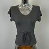 Nuevos Productos de Dongdaemun, Corea del Sur, Sexy para Mujer, Femenino, Encaje con Cordones, Que Revela la Cintura, Tops de Camiseta de Manga Corta
