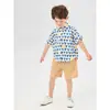 2025 Nueva Camisa de Manga Corta con Corazón para Niños de Verano Camisas Casuales Coreanas para Niños Tops de Moda y Lindos