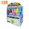 Equipamento de diversão popular comercial de grande porte totalmente transparente tipo garra para centros de jogos infantis, personalizável