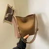 Bolsa de axila de alta qualidade feminina 2024 nova moda bolsa de ombro trabalho viajante couro macio grande capacidade bolsa balde