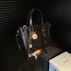 Bolsa Pequena Retrô de Alta Qualidade para Mulheres 2025 Nova Primavera e Verão Versátil Moda Super Popular Bolsa Transversal Cesta de Legumes