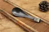 Configuração de Mesa Estilo Japonês Peça Quatro Tigela de Arroz Restaurante de Sushi Xícara de Chá Prato de Osso Preto Cerâmica Suporte para Hashi Bule Cozinha Japonesa e Coreana