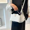 Bolsa Transversal para Mulheres 2025 Outono Nova Moda Padrão de Cobra Bolsa Saco Estilosa de Alto Valor para Trabalho e Dia a Dia Transversal