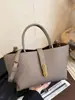 Bolso Grande de Moda de Alta Calidad para Mujer 2025 Nuevo Bolso Cruzado Retro, Bolso de Hombro Tote Versátil y de Moda para el Trabajo