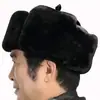 Gorro estilo Lei Feng, a prueba de viento, a prueba de nieve, resistente al frío, adecuado para conductores de tren, personas de mediana edad y mayores, con protección para los oídos, cálido y grueso, gorro de algodón del noreste