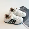 Sapatos femininos Agande tênis de treino 2026 Outono sapatos infantis Kids versáteis tênis de cano baixo para skate Tênis esportivos masculinos para atividades ao ar livre