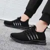 Zapatillas casuales de moda al por mayor de fábrica, ligeras, versátiles, para deportes, running, hombres, transpirables, desodorantes, zapatillas para correr