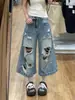 Calça Jeans Cropped Feminina de Verão com Rasgos e Pernas Largas Tamanho Plus Size Meninas Cheinhas Cintura Alta Solta Modeladora Retas Comprimento Médio Senso de Design