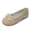 Zapatos Planos con Lazo para Mujer 2026 Otoño Nuevo Estilo Punta Redonda Baja Piel Suave Zapatos de Abuela Cómodos Versátiles Mocasines