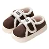 Zapatos de Algodón Vintage con Velcro Todo Incluido para Mujer Otoño e Invierno Pantuflas de Algodón para Interiores Hogar Antideslizantes Cálidos Forradas de Felpa Zapatos Luna