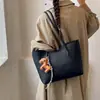 2026 Nova Bolsa Tote de Grande Capacidade Feminina Transfronteiriça Estilo Coreano Nicho Bolsa de Ombro Bolsa de Mão de Alta Qualidade para o Dia a Dia