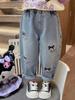 Nuevos Jeans de Dibujos Animados Otoño 2026 Estilo Coreano Modernos Pantalones de Campus para Niños y Niñas, Moda Infantil al por Mayor