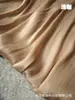 Tecido para Fantasia Han Crepe de Ilha Semi-transparente Glitter Amassado Tecido de Cetim para Vestido Macio com Caimento