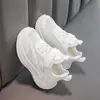 Sapatos Infantis de Primavera, Tênis de Malha Respirável, Sapatos de Malha Versáteis Finos com Solado Macio, Sapatos de Pai Antiderrapantes, Sapatos de Menina