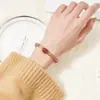Nuevo Pulsera Pixiu de Cristal de Fresa para Cumpleaños de Mujer Pulsera de Cristal con Transferencia de Flor de Durazno para Regalo de Cumpleaños de Novia