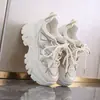 Zapatillas de malla transpirable estilo papá, zapatos de plataforma para mujer, nuevos populares de otoño 2026, suela gruesa, que aumentan la altura, casuales, versátiles, zapatillas deportivas