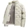 Chaqueta de plumón para hombre 2026 Otoño/Invierno Cuello alto Versión con cremallera 90% plumón de pato blanco Juvenil Casual de negocios Ligera Cálida Abrigo
