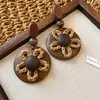Pendientes de Corazón de Madera Color Café Transfronterizos Europeos y Americanos, Pendientes Estilo Retro Maillard, Pendientes de Diseño de Nicho para Mujer