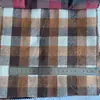 Tela de Franela Tejida para Empaque de Juguetes, Manualidades, Tela a Cuadros con Hilo Dorado, Grandes Cantidades en Stock, Suministro de Fábrica